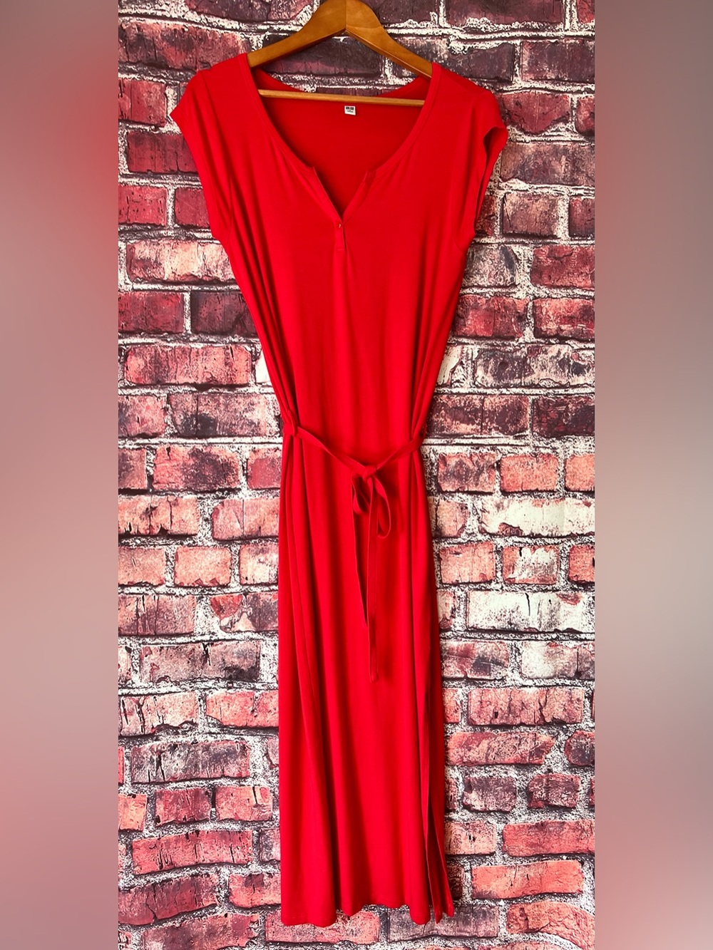 Uniqlo Red Cap-Sleeve Tie-Waist Maxi Dress